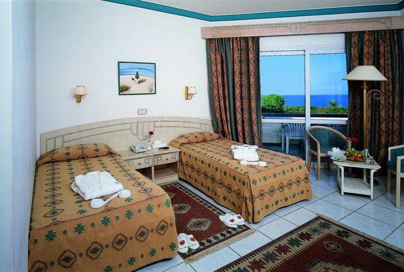 Dreams Beach Resort - Sharm El Sheikh Habitación foto A typical hotel room