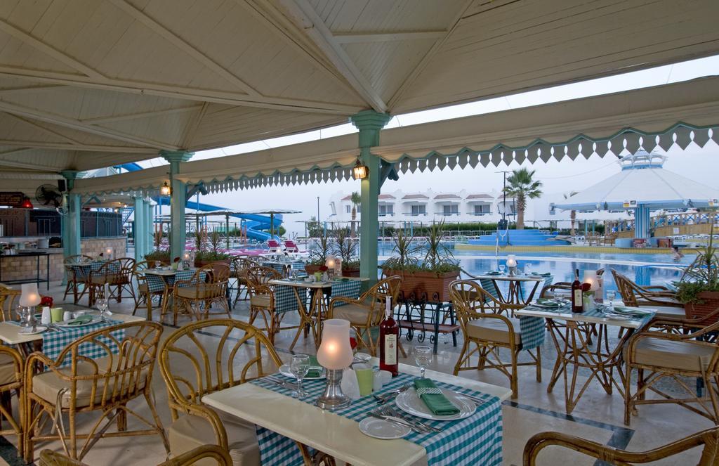 Dreams Beach Resort - Sharm El Sheikh Exterior foto The poolside restaurant at the hotel